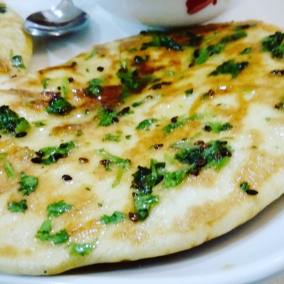 Butter Garlic Tawa Naan Recipe