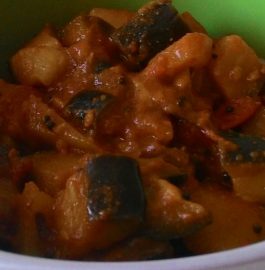 Baigan Aloo Tamatar Curry Recipe