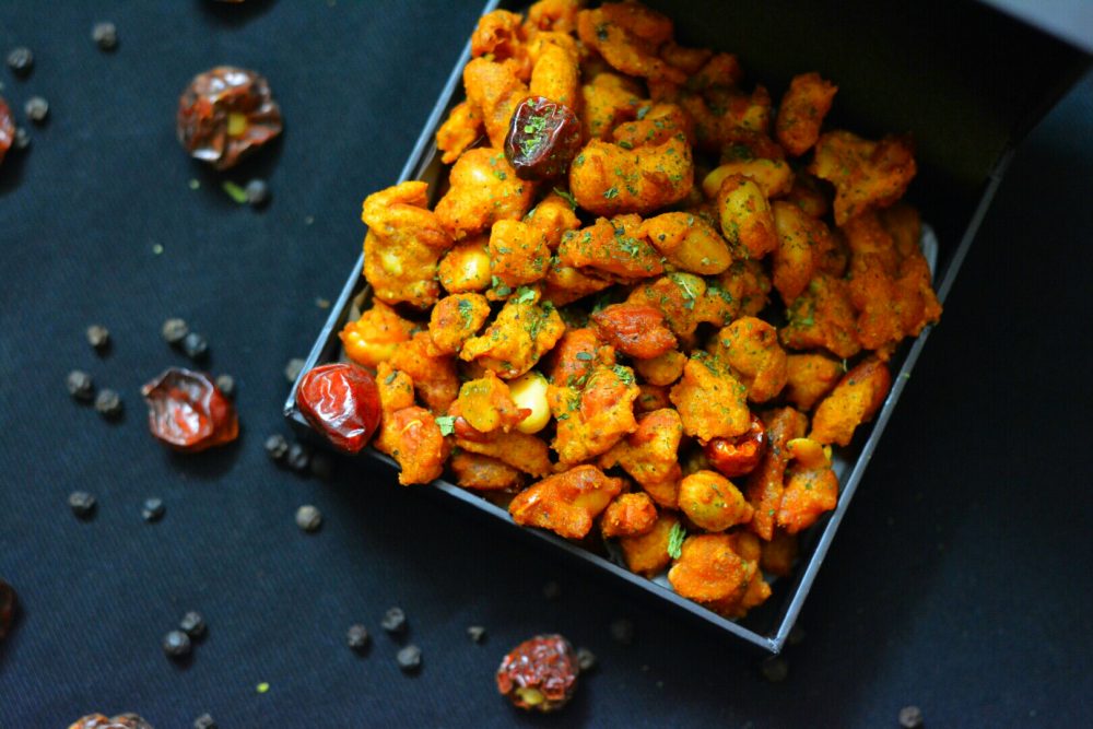 Sing Bhujiya or Crispy Masala Peanuts Recipe