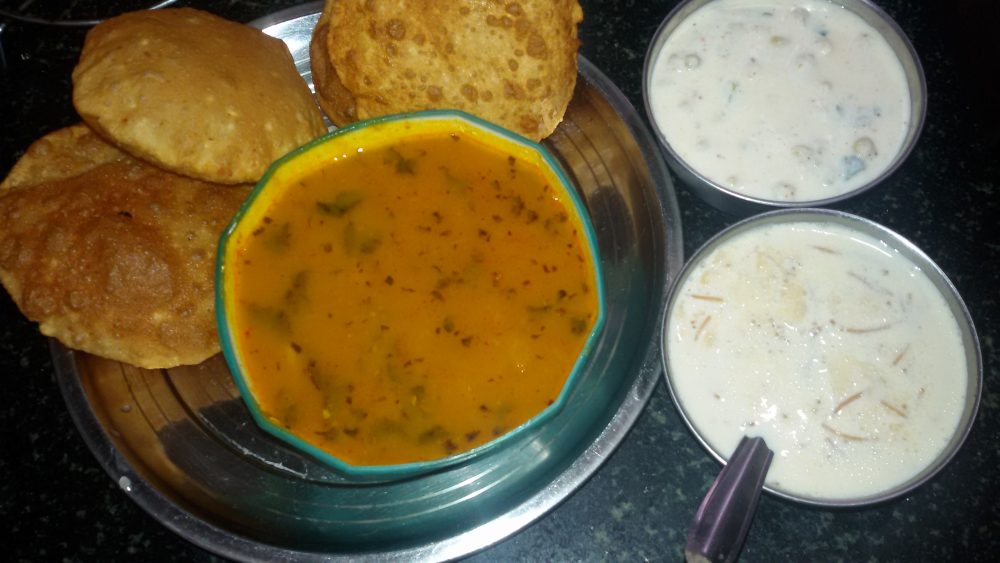 Bedmi Puri with Potato Gravy Recipe