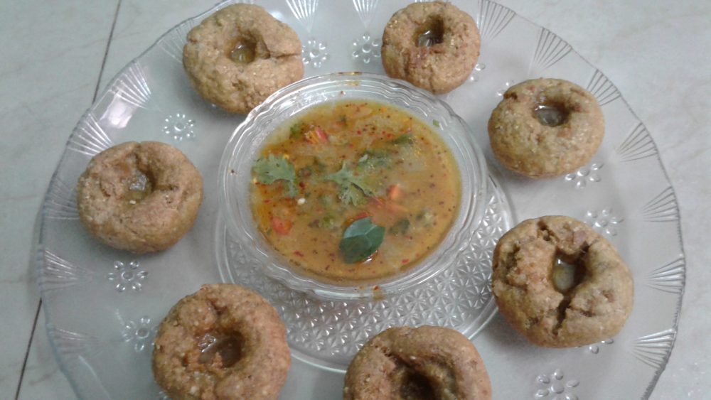 Rajasthan & MP Special: Daal Baafli Recipe