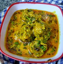Rajasthani Palak/Spinach ke Gatte ki Sabzi Recipe