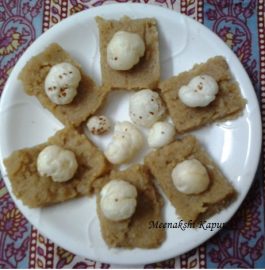 Atta Makhana Burfi Recipe