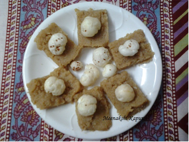 Atta Makhana Burfi Recipe