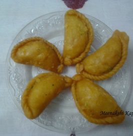 Carrot Gujiya Recipe