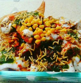 Leftover Roti ki Chatpati Papdi Chaat Recipe