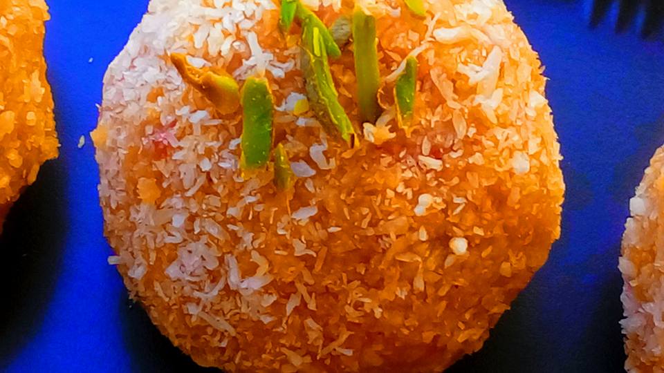 Carrot Coconut Dilbahar Ladoo Recipe