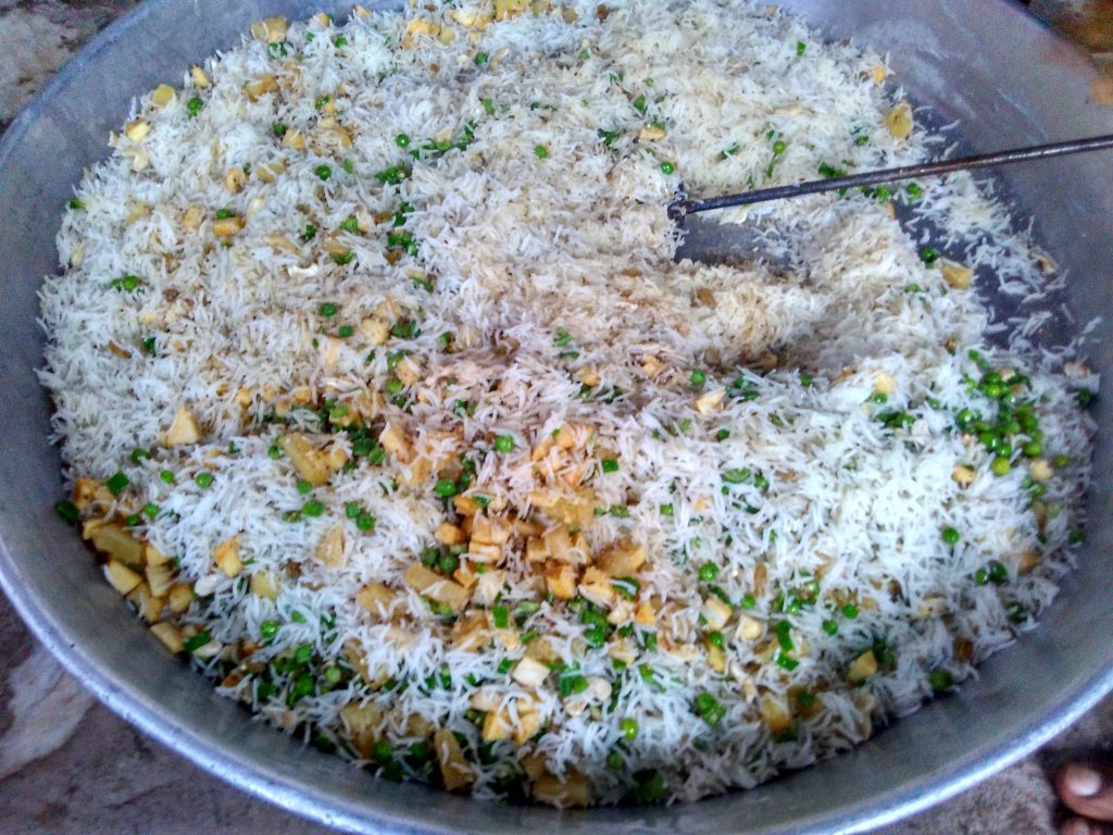 Apple Pineapple Matar ka Shahi Pulao Recipe