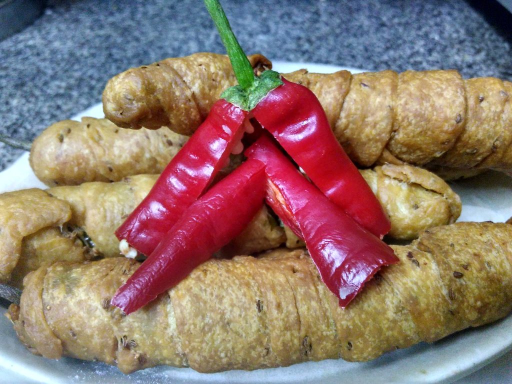 Rajwadi Mirchi Vada Reicpe