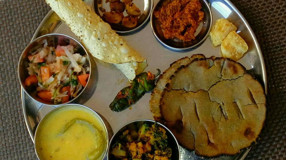 Rajasthani Sunday Special Thali - Delight