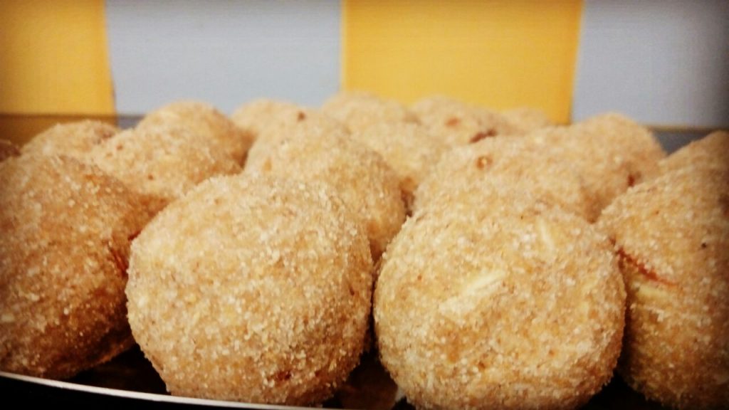 Whole Wheat Ladoos Recipe