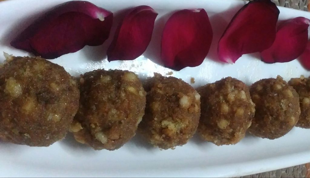 Oats Gond Ladoo Recipe