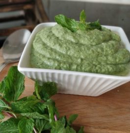 Green Chutney - Restaurant Style Recipe | Mint Coriander Chutney Recipe