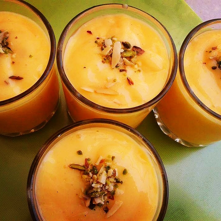 Mango Yogurt Smoothie in 5 mins Recipe