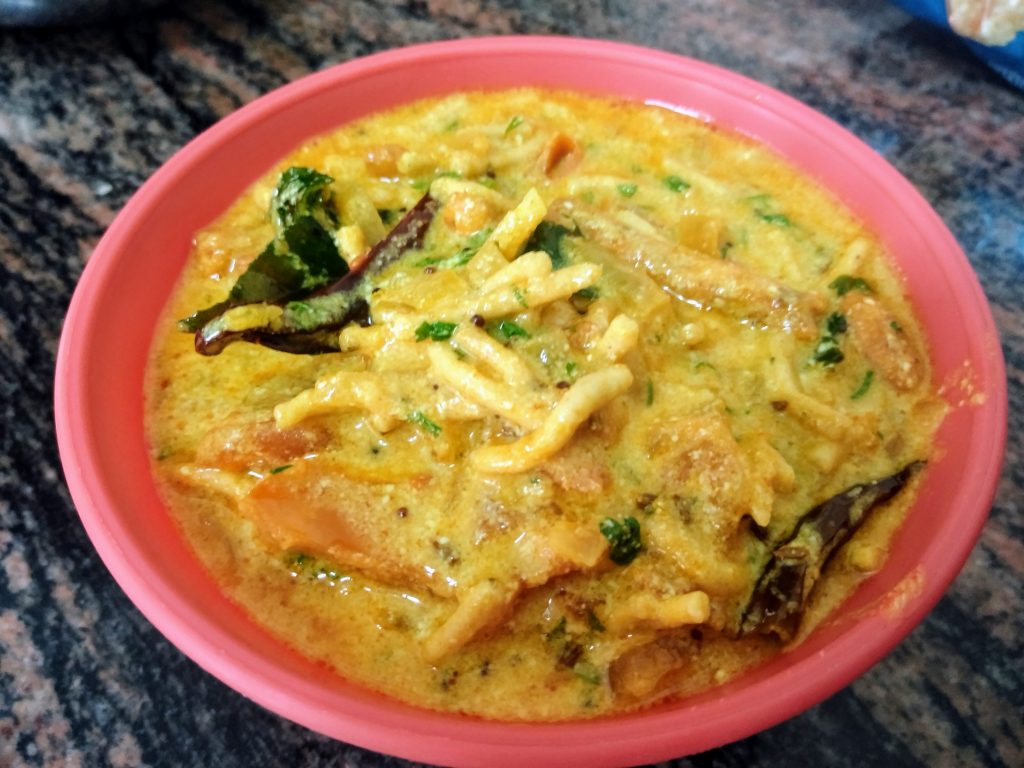 Ratlami Methi Sev Ki Sabji Recipe