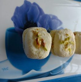 Kesar Malai Sandwich Recipe