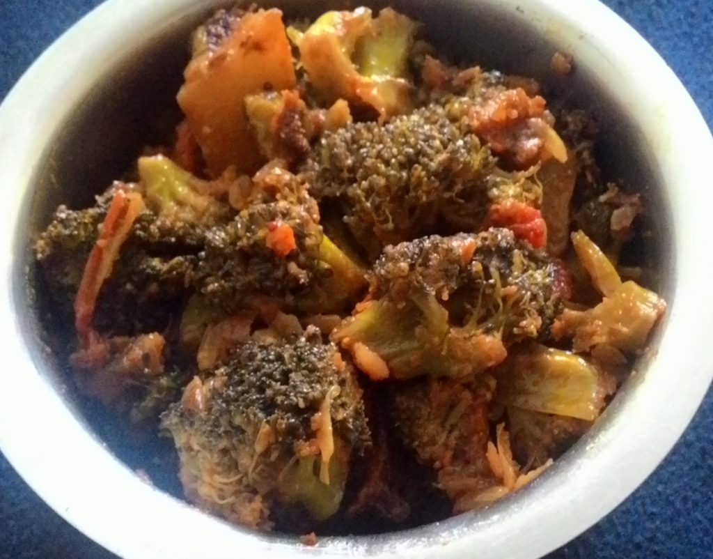 Broccoli Aloo Dry Curry recipe