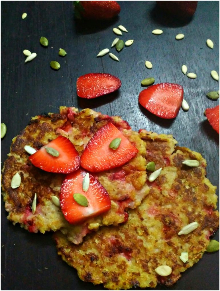 Oats Strawberry Pancake-Instant and Fruity