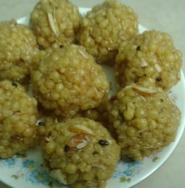 5 minute Laddoos - Quick and Yum Dessert