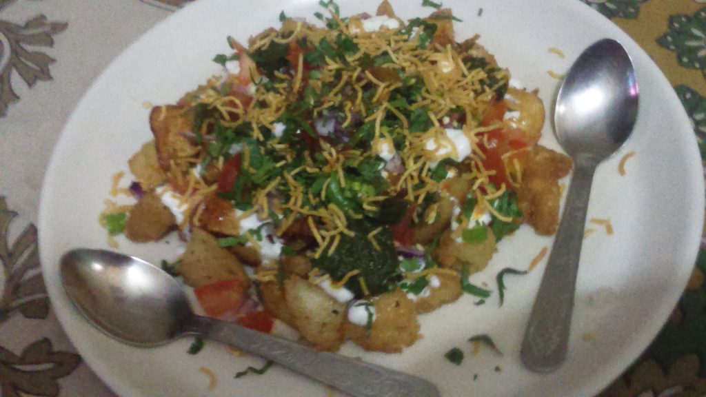 Idli Chaat : A Delicious Indian Snack !