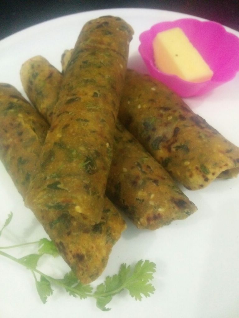 Methi Thepla - healthy breakfast!