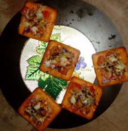 Biscuit Pizza - Yummy Bite in 5 minutes