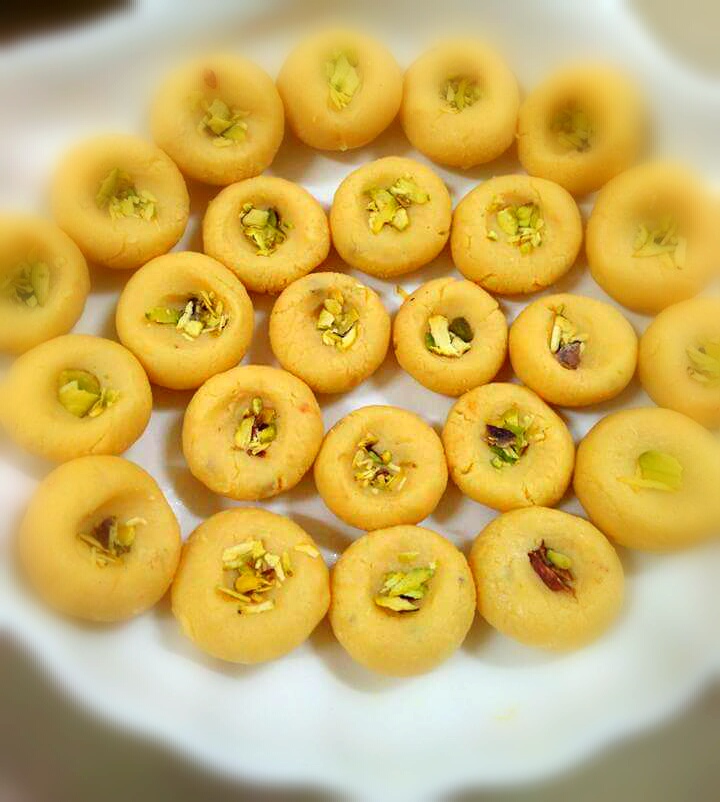 Instant Kesar Peda - Delicious Recipe!