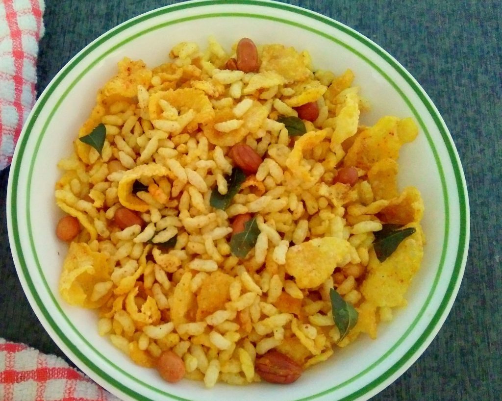 Puffed Rice and Cornflakes Chivda - Crispy and Quick!