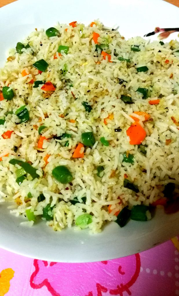 Fried rice with leftover rice - instant meal