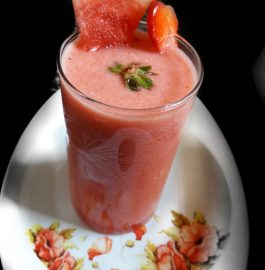 Watermelon Strawberry Smoothie - Healthy!!