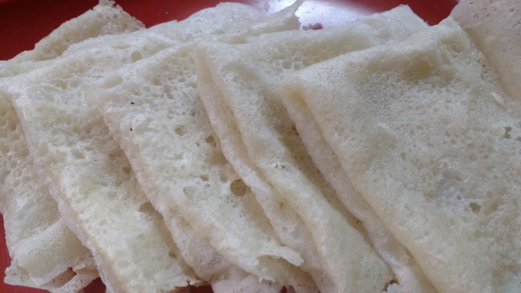 Yummy Neer Dosa : Mangalorean Delicacy !