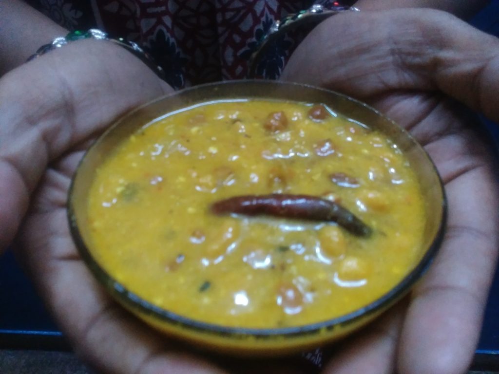 Black Chana Kadhi With Mango Flavor - Yummy