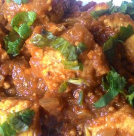 Achari Paneer Gravy - Rich Curry!