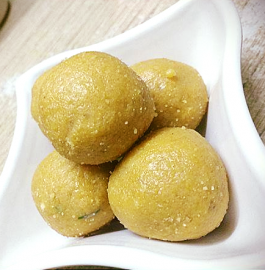 moong dal ladoo