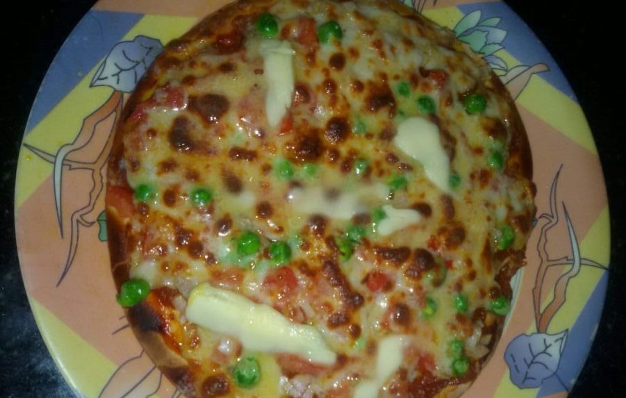 Veg Cheese Pizza - Popular Italian Dish