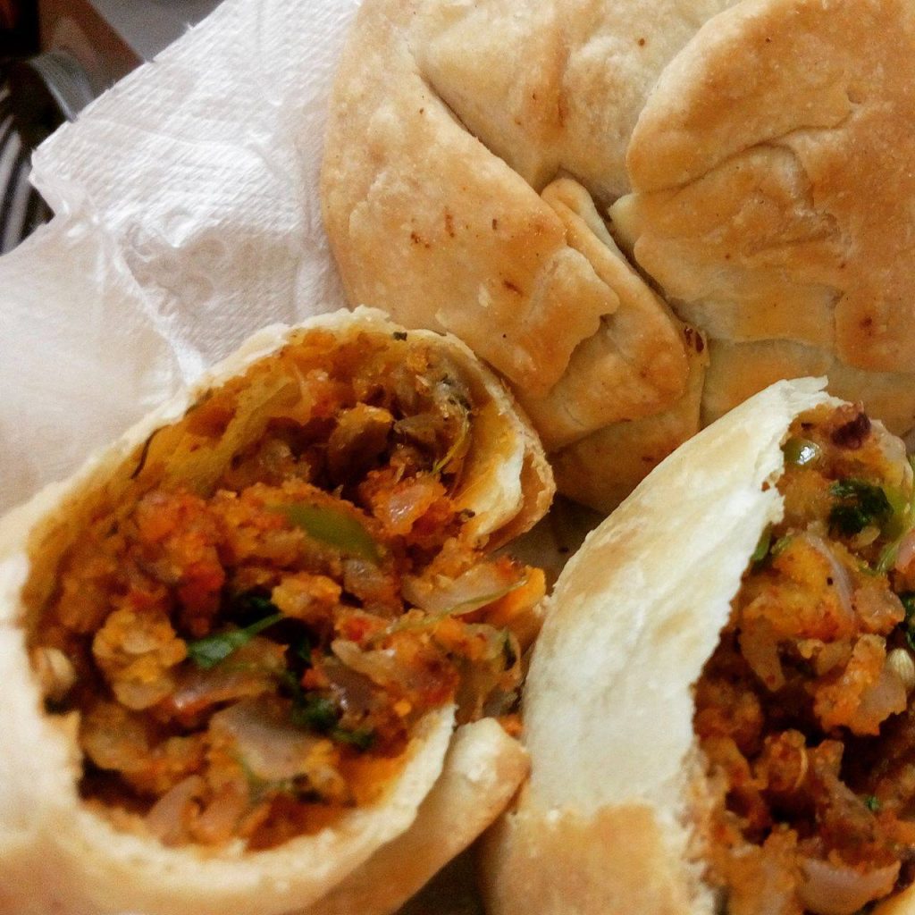 Pyaaz Ki Kachori - Jodhpuri style (In Air Fryer)