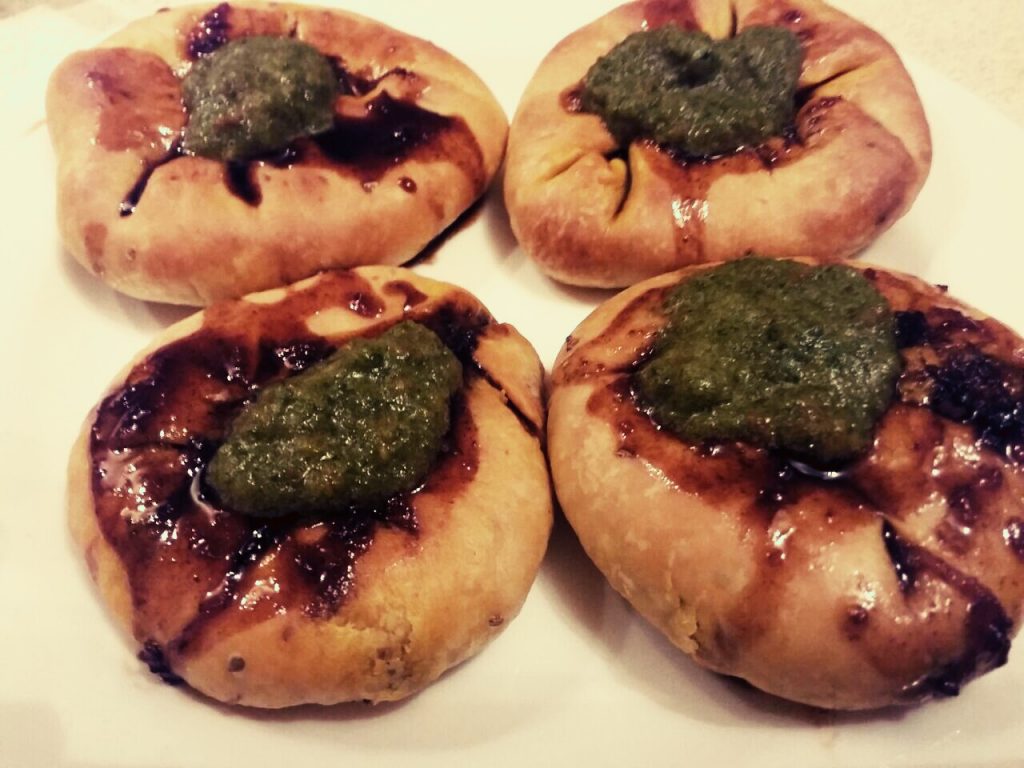 Aloo Pyaz Kachori In Oven - Oil Free Snack
