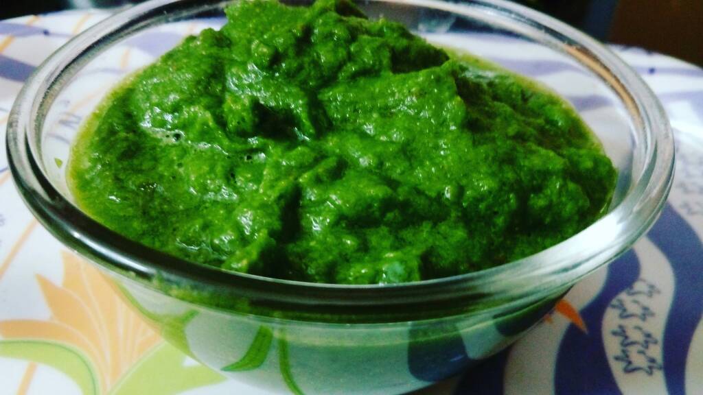 Coriander Chutney - Simple and Easy