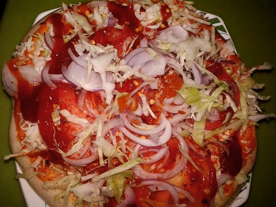 Tomato Pizza In Indian Style - Yummy Meal