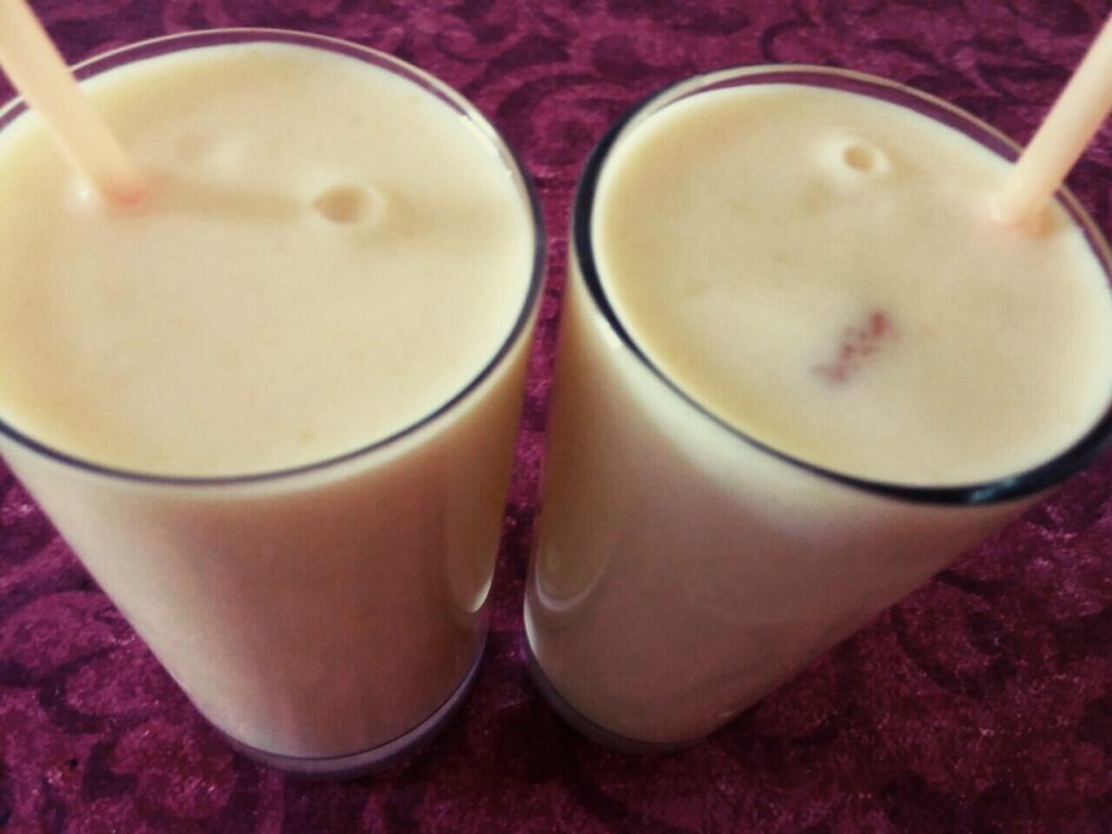 Aamras/Mango Shake - Refreshing Summers Drink