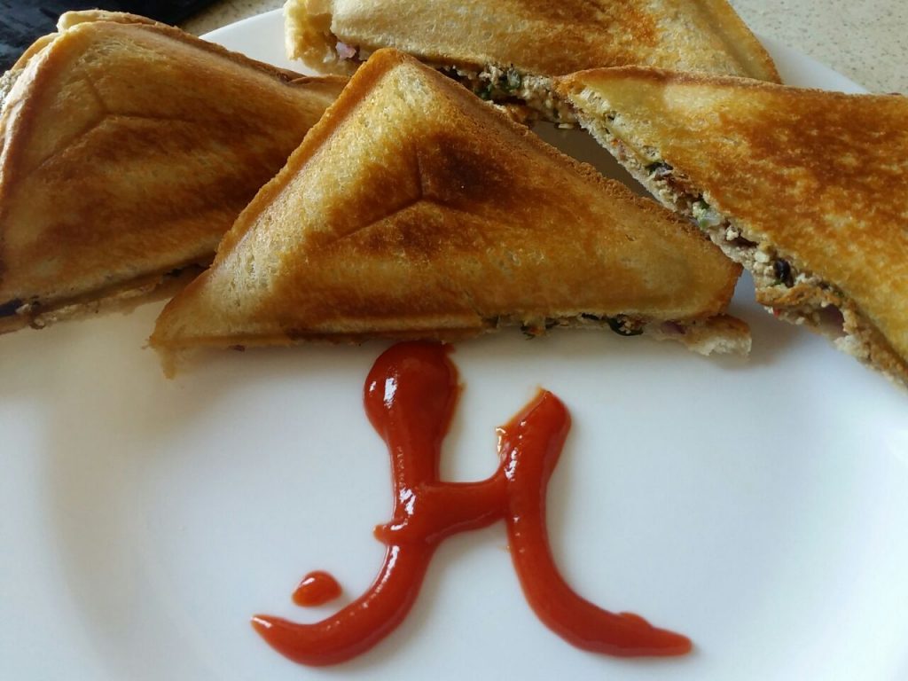Paneer Sandwich - Instant Healthy Breakfast