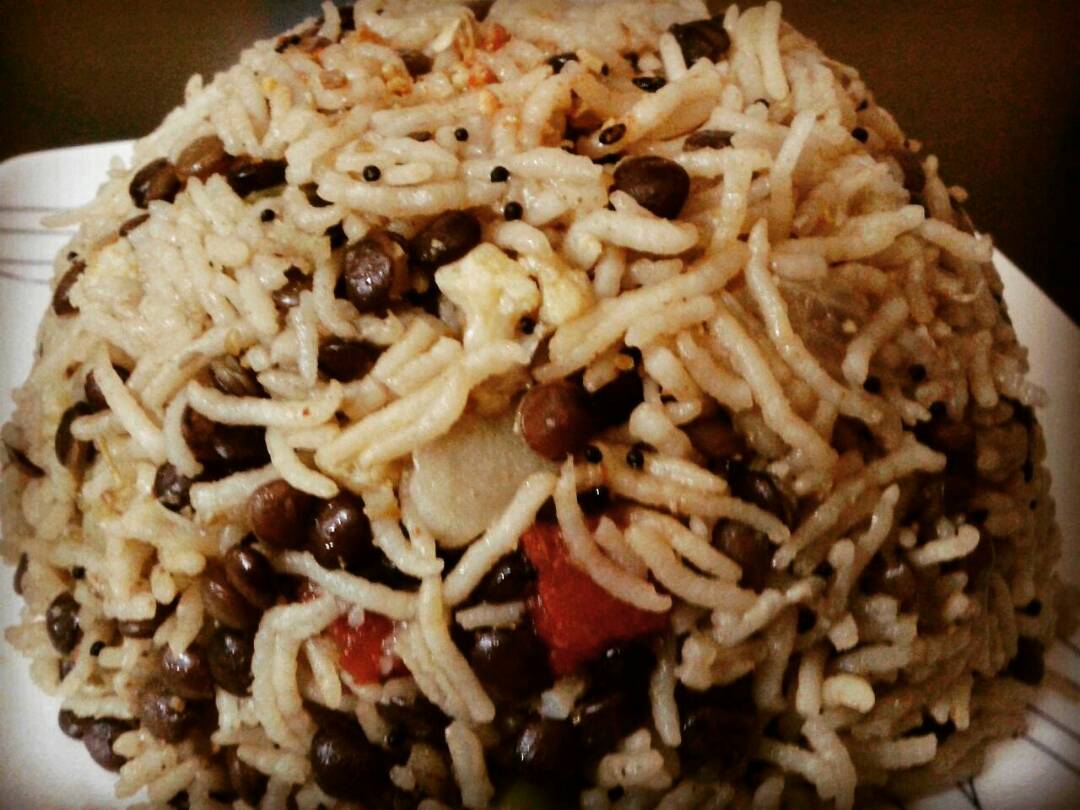 Whole Masoor Pulav Recipe