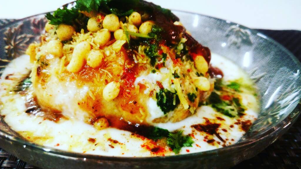 Spicy Kachori Chaat Recipe