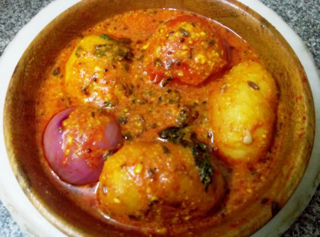 Aalu Pyaaz Tamatar Rasedaar - Instant Curry Recipe