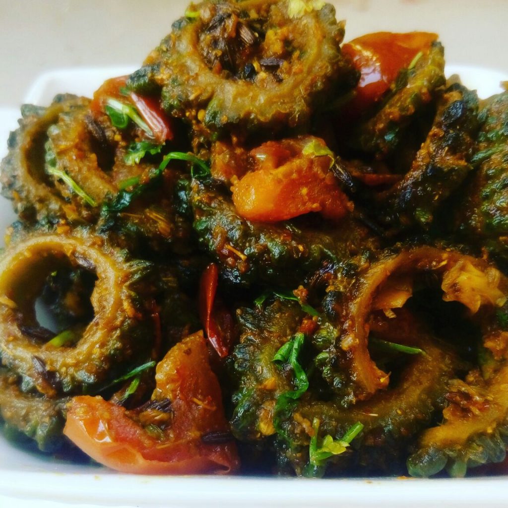 Tomato Bitter Gourd Sabji | Karela Tamatar Sabji Recipe