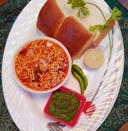 Maharashtrian Usal Pav Recipe