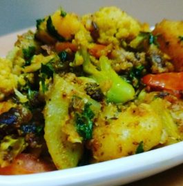 Dry Aloo Gobhi Curry Recipe