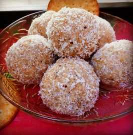 Leftover Marie Gold Biscuits Laddoo Recipe