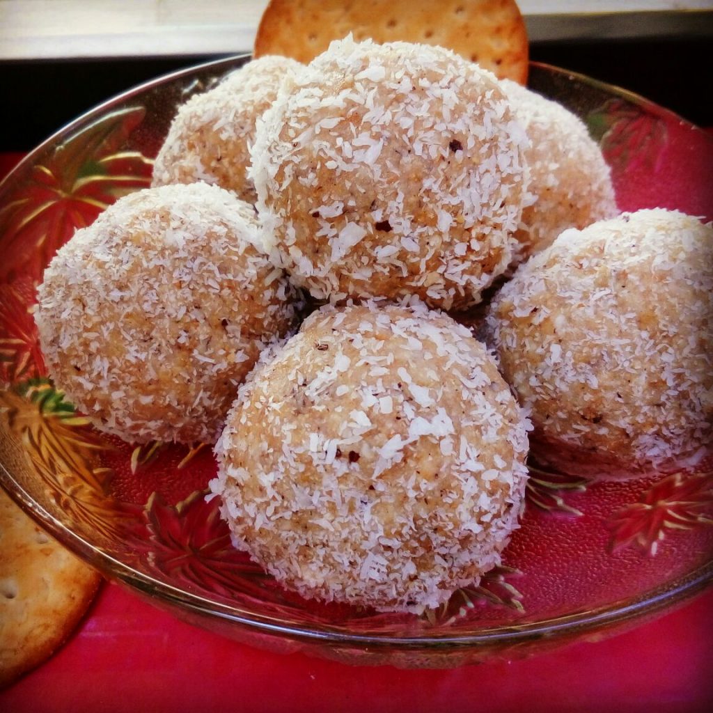 Leftover Marie Gold Biscuits Laddoo Recipe