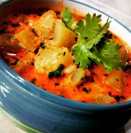 Dahi Lauki Curry Recipe